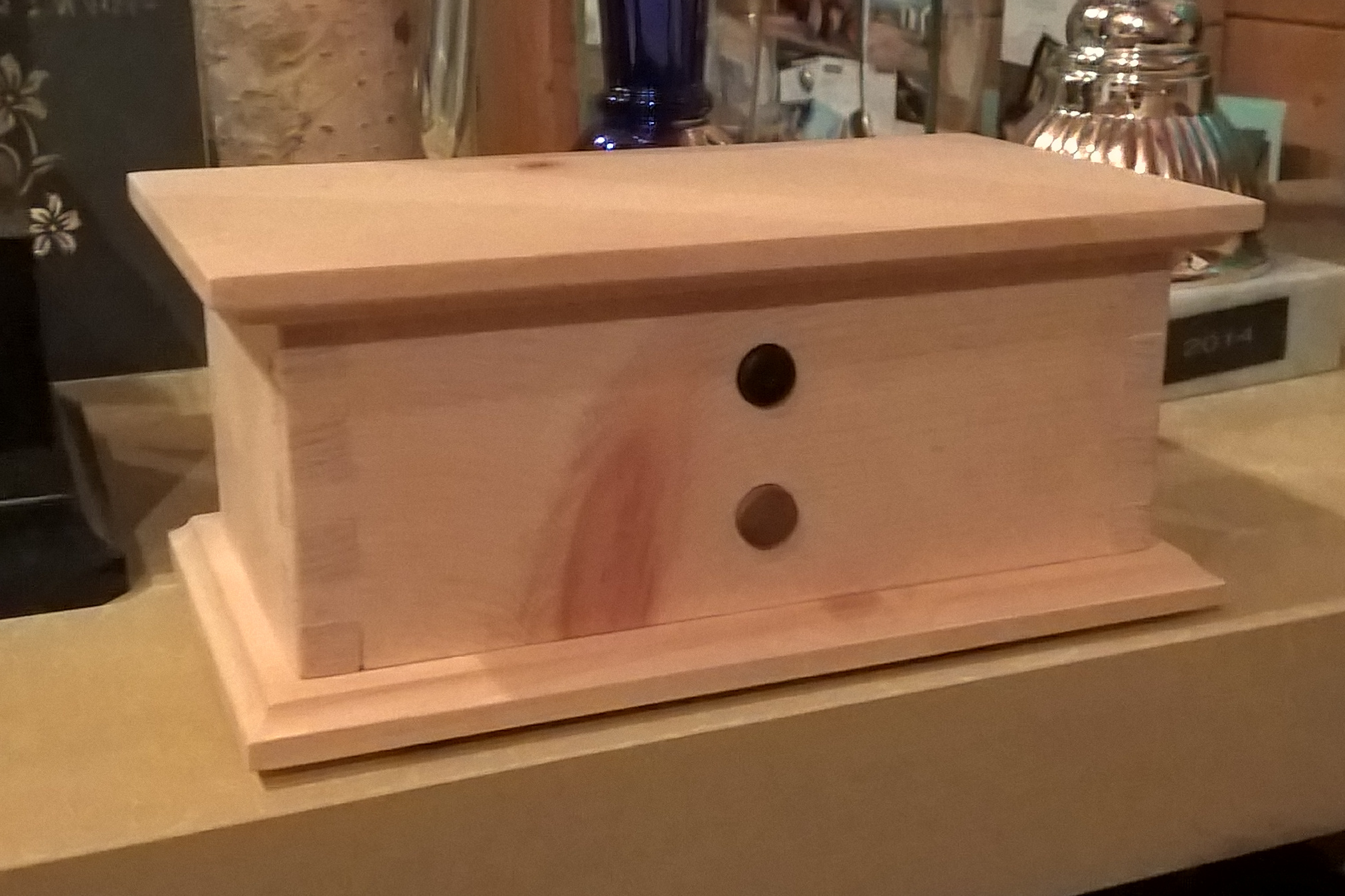 Small box with dovetail-joints